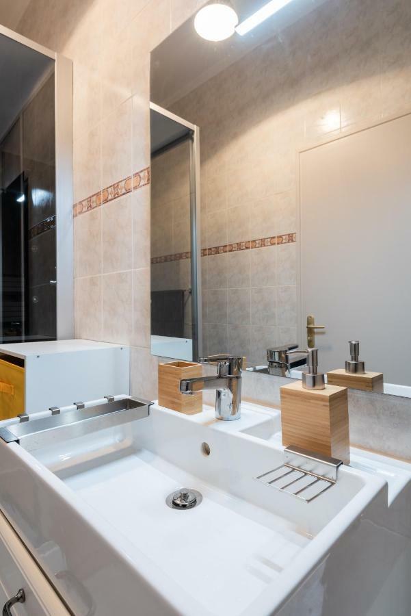 Appartement Coeur De Ville - Wifi - Lave-Seche Linge Pau Eksteriør bilde